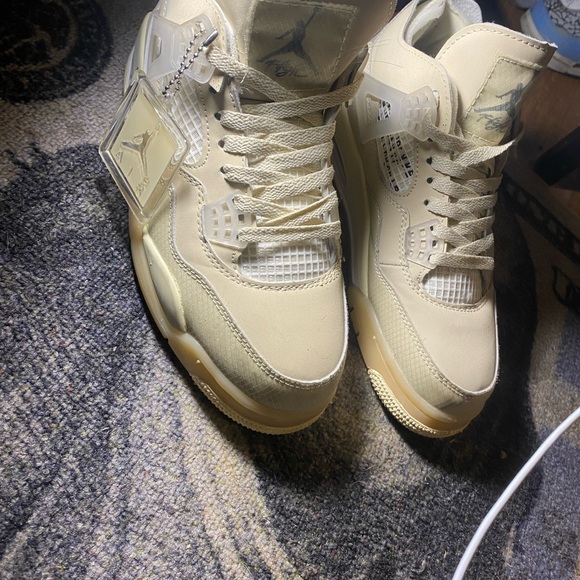 Jordan 4 off white sail ( size 8) - Picture 2 of 2